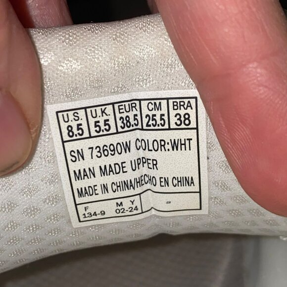 Skechers Street Uno Womens Sneakers White Size 8.5 Air-Cushioned Design Comforta - Picture 3 of 11